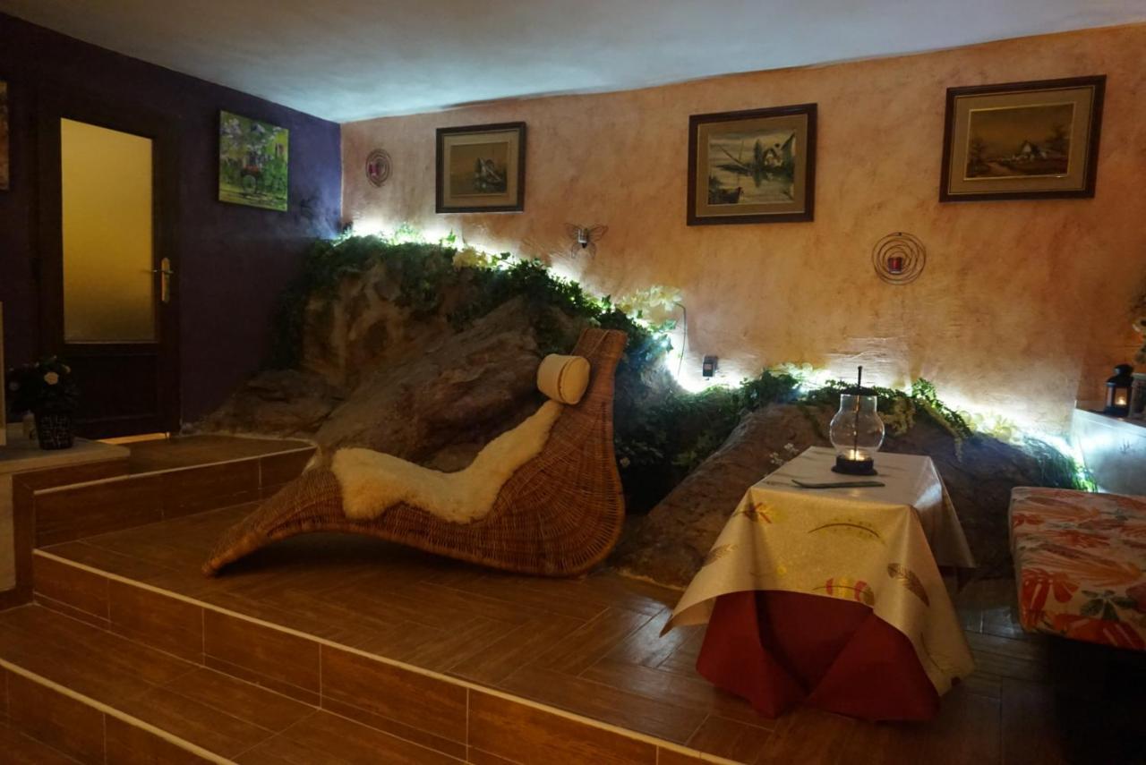 Lantica Roccia Hotel Manzanares el Real Kültér fotó